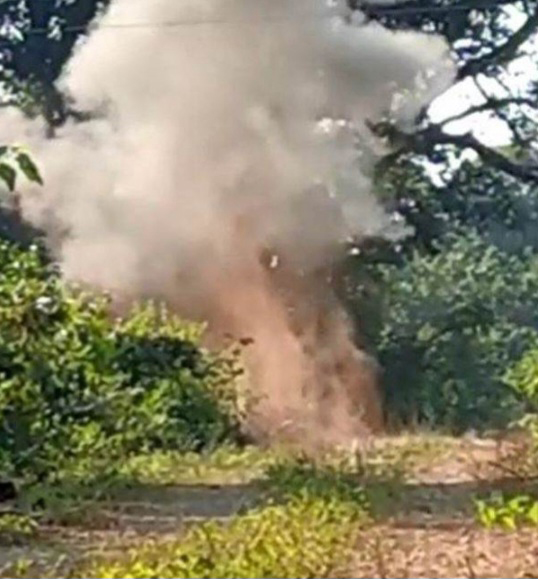 प्रेसर आईईडी विस्फोट प्रेसर आईईडी विस्फोट