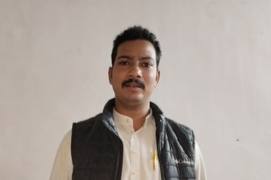 जानकारी देते सपा नेता अखलास अहमद जानकारी देते सपा नेता अखलास अहमद