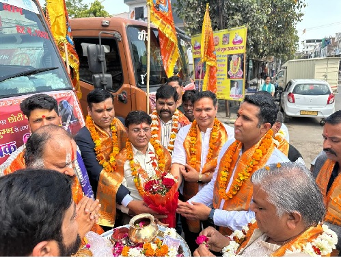 महाकुंभ के पवित्र जल से होगा भोले बाबा का अभिषेक महाकुंभ के पवित्र जल से होगा भोले बाबा का अभिषेक