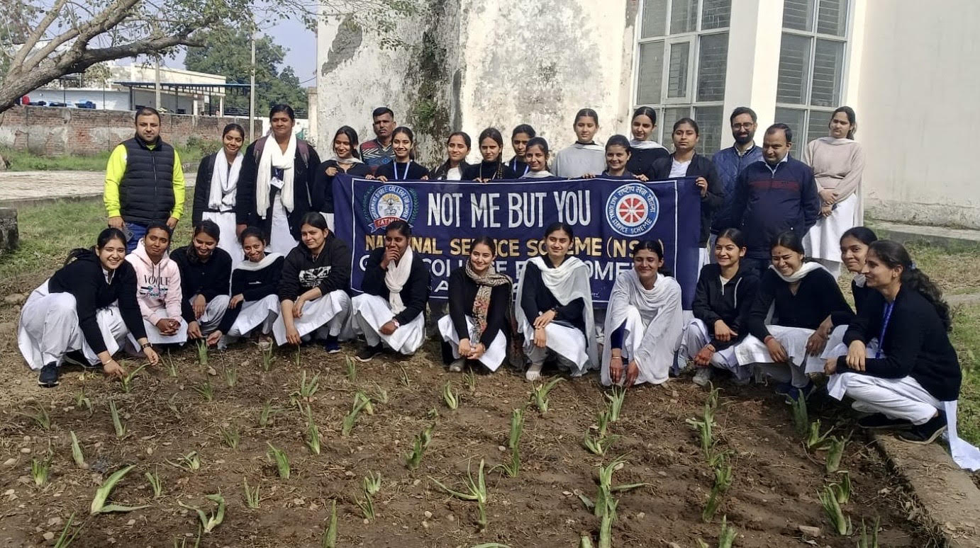 NSS volunteers developed aloe vera garden and conducted cleanliness drive in the adopted village NSS volunteers developed aloe vera garden and conducted cleanliness drive in the adopted village