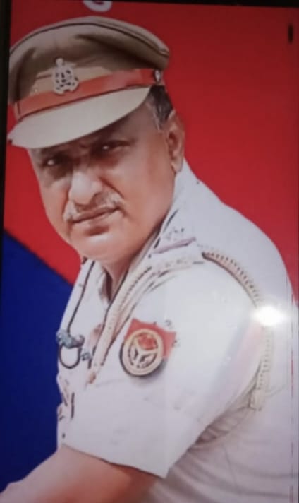 जिगना में घूस लेते रंगे हाथों गिरफ्तार उप निरीक्षक शकील अहमद जिगना में घूस लेते रंगे हाथों गिरफ्तार उप निरीक्षक शकील अहमद