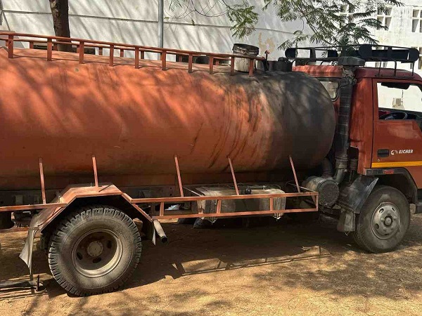 मंदसौर : एनसीबी की बड़ी कार्रवाई, टैंकर से 241 किलो डोडा चूरा पकड़ा मंदसौर : एनसीबी की बड़ी कार्रवाई, टैंकर से 241 किलो डोडा चूरा पकड़ा
