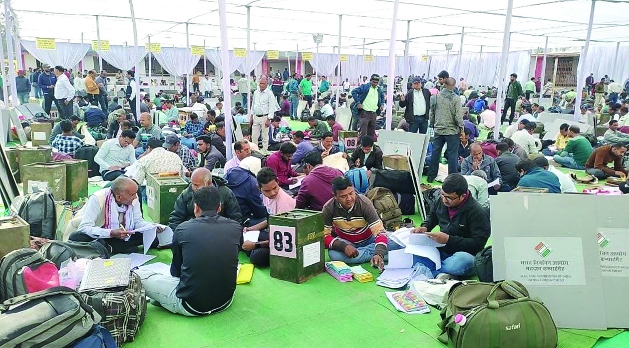 कोरबा जिले में अंतिम चरण के चुनाव में कल 2.82 लाख मतदाता करेंगे मतदान, दो ब्लॉक के 443 पोलिंग बूथ में लगाए गए 2000 कर्मी