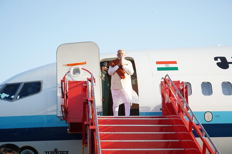प्रधानमंत्री मोदी भोपाल पहुंचे प्रधानमंत्री मोदी भोपाल पहुंचे