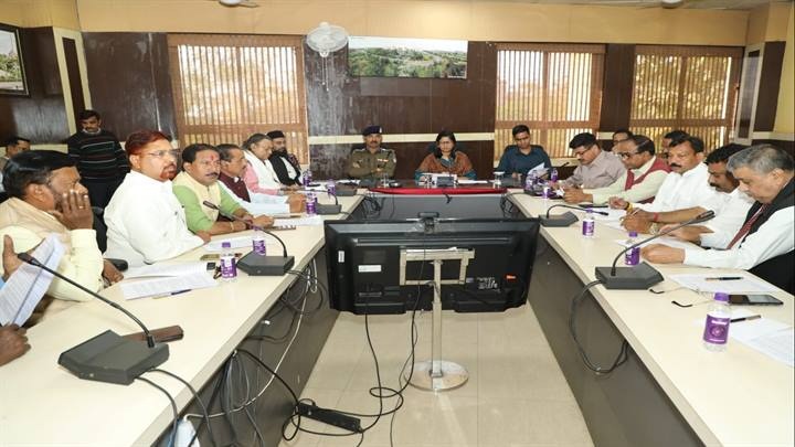 जिला शांति समिति की बैठक जिला शांति समिति की बैठक