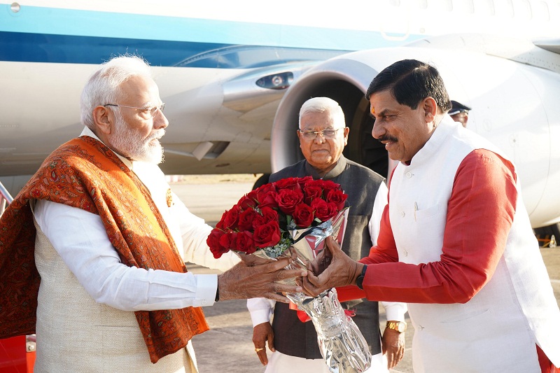 प्रधानमंत्री मोदी भोपाल पहुंचे प्रधानमंत्री मोदी भोपाल पहुंचे
