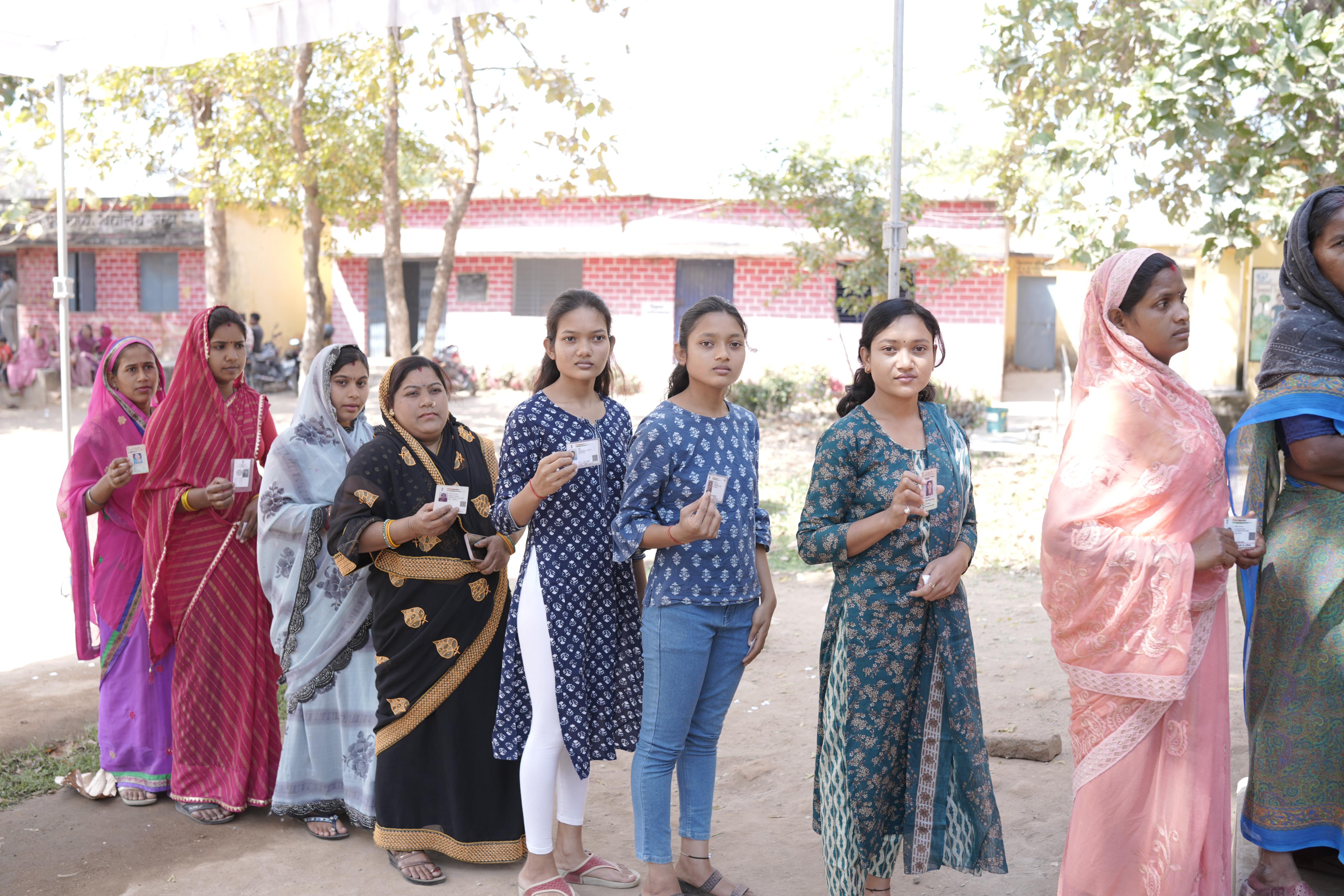 तीसरे व अंतिम चरण में जिले के कटघोरा व पाली ब्लॉक में हुआ मतदान