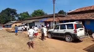 मानपुर मुख्यालय में राष्ट्रीय जांच एजेंसी ने दी दबिश मानपुर मुख्यालय में राष्ट्रीय जांच एजेंसी ने दी दबिश
