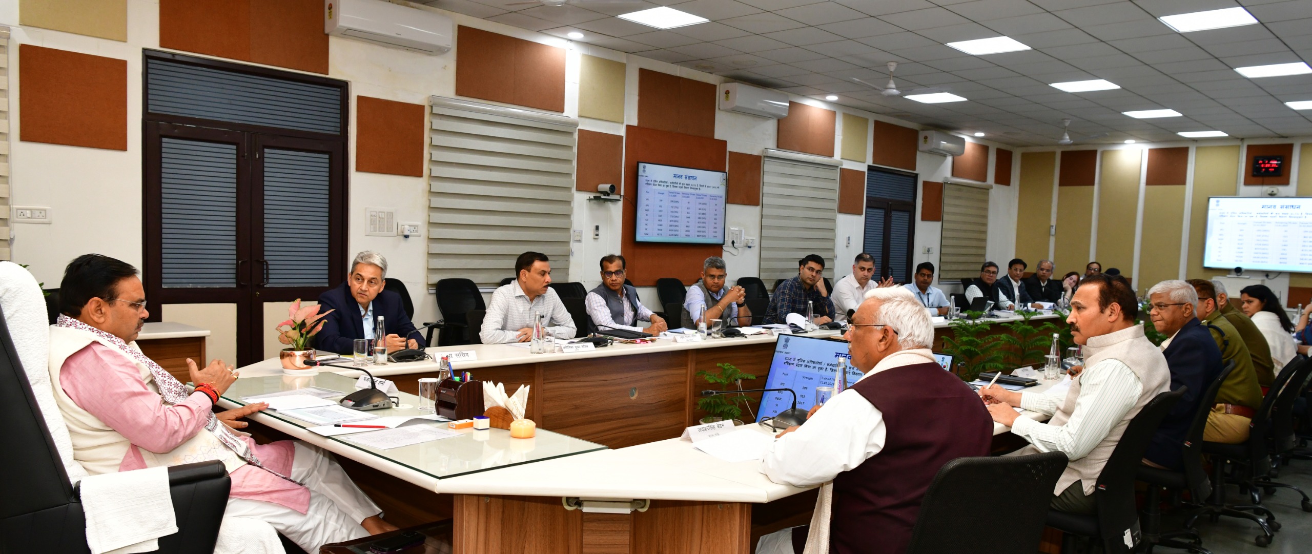 प्रभावी निगरानी के लिए गिरफ्तार व्यक्ति के लिए जाएं फिंगरप्रिंट्स:मुख्यमंत्री भजनलाल शर्मा प्रभावी निगरानी के लिए गिरफ्तार व्यक्ति के लिए जाएं फिंगरप्रिंट्स:मुख्यमंत्री भजनलाल शर्मा
