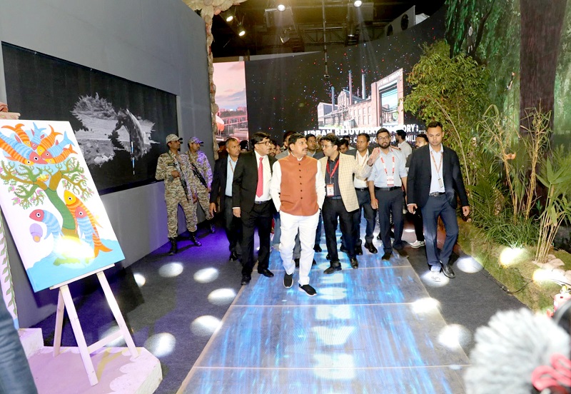 मुख्यमंत्री ने देर रात राष्ट्रीय मानव संग्रहालय पहुंचकर जीआईएस स्थल का किया अवलोकन मुख्यमंत्री ने देर रात राष्ट्रीय मानव संग्रहालय पहुंचकर जीआईएस स्थल का किया अवलोकन