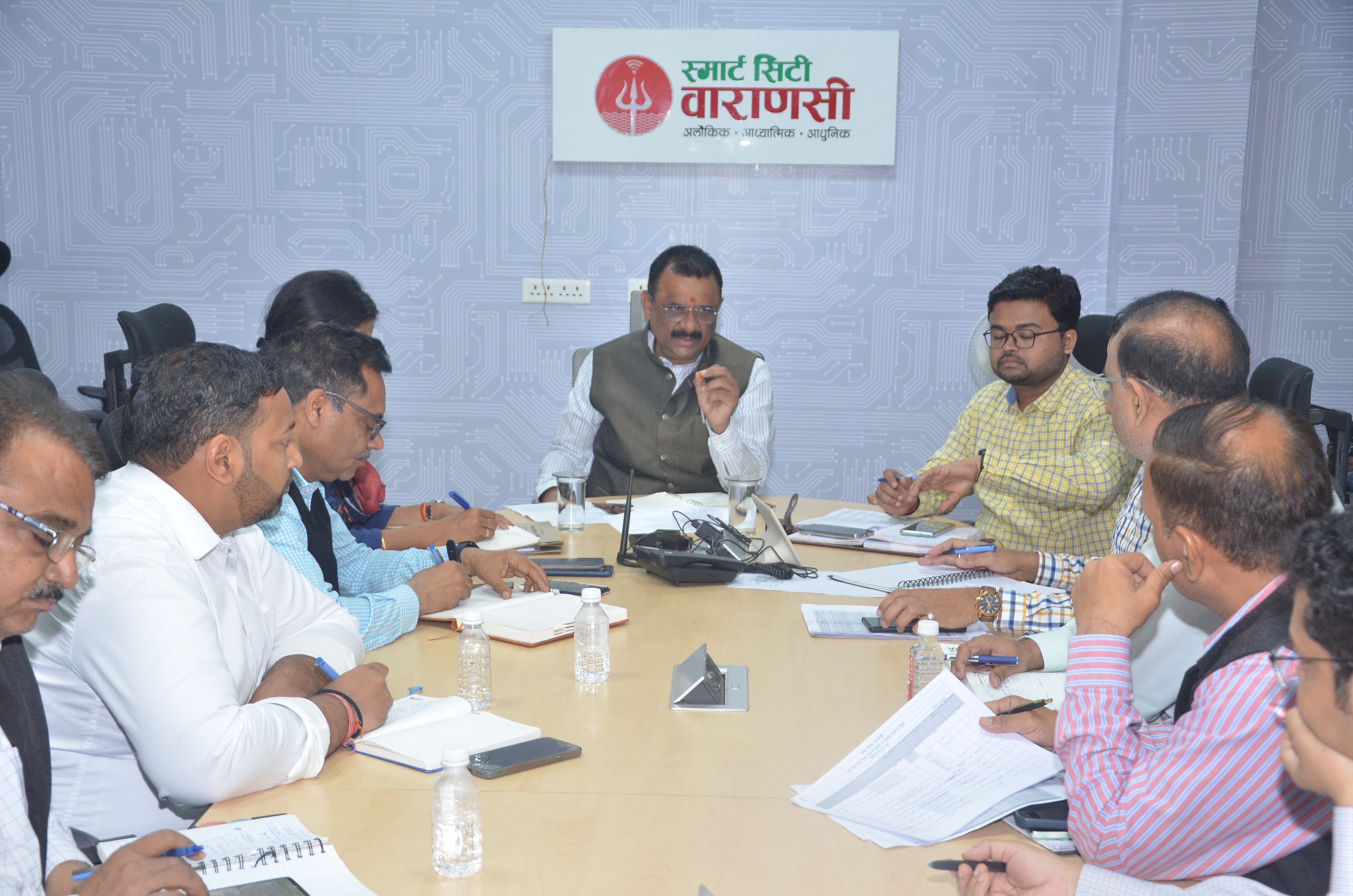 समीक्षा बैठक समीक्षा बैठक