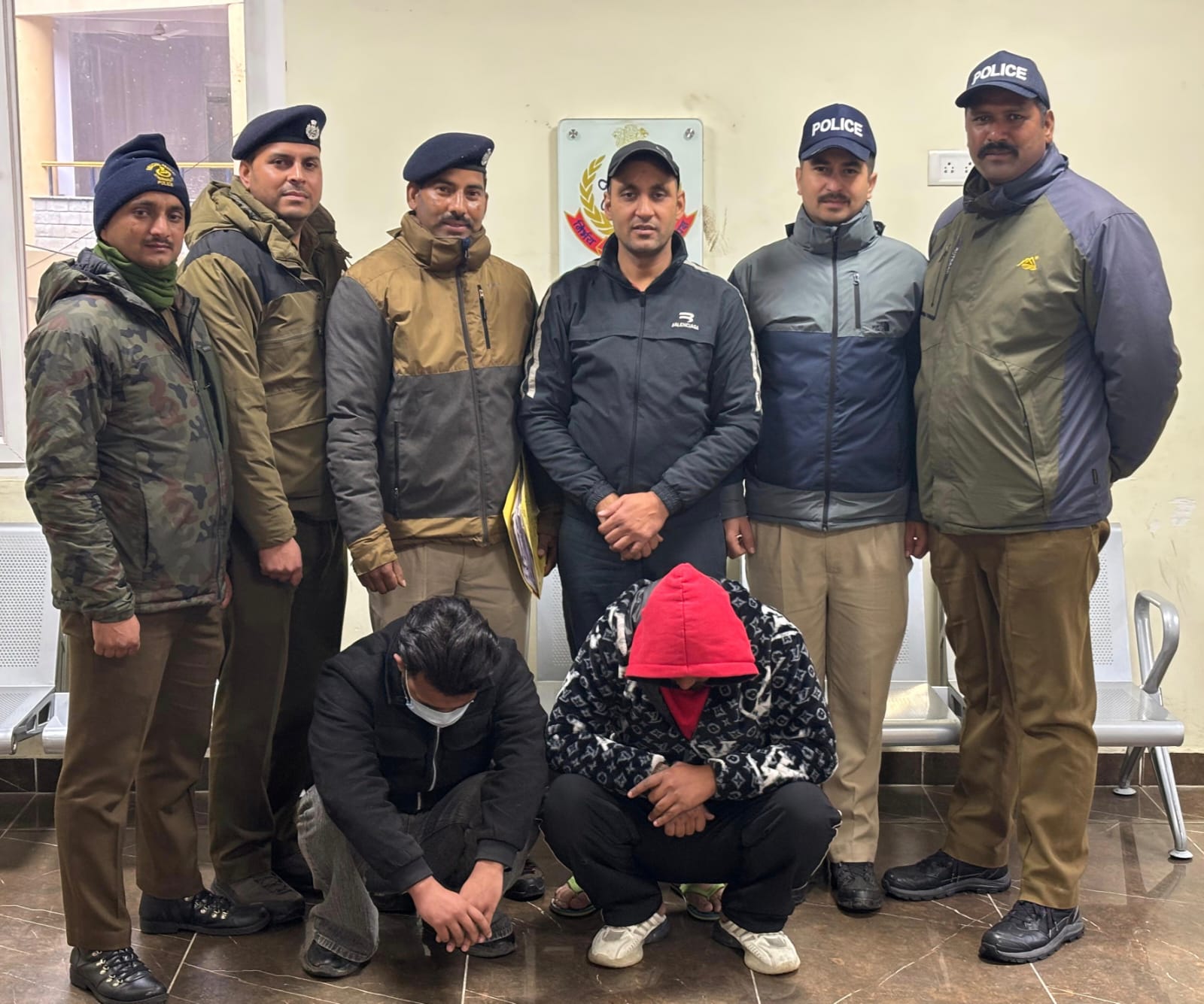 हेरोइन तस्करी के आरोप हेरोइन तस्करी के आरोप