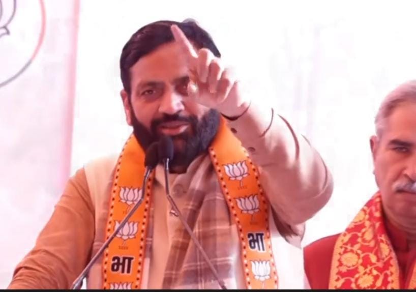 रैली को संबोधित करते हुए सीएम नायब सैनी। रैली को संबोधित करते हुए सीएम नायब सैनी।