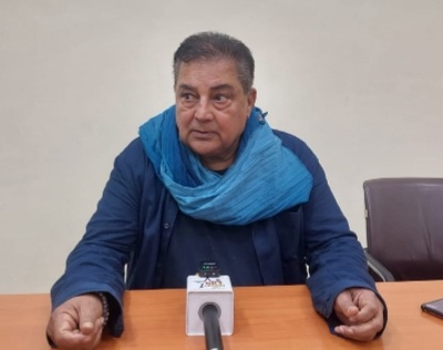 जानकारी देते आयोजक राजा बुंदेला जानकारी देते आयोजक राजा बुंदेला