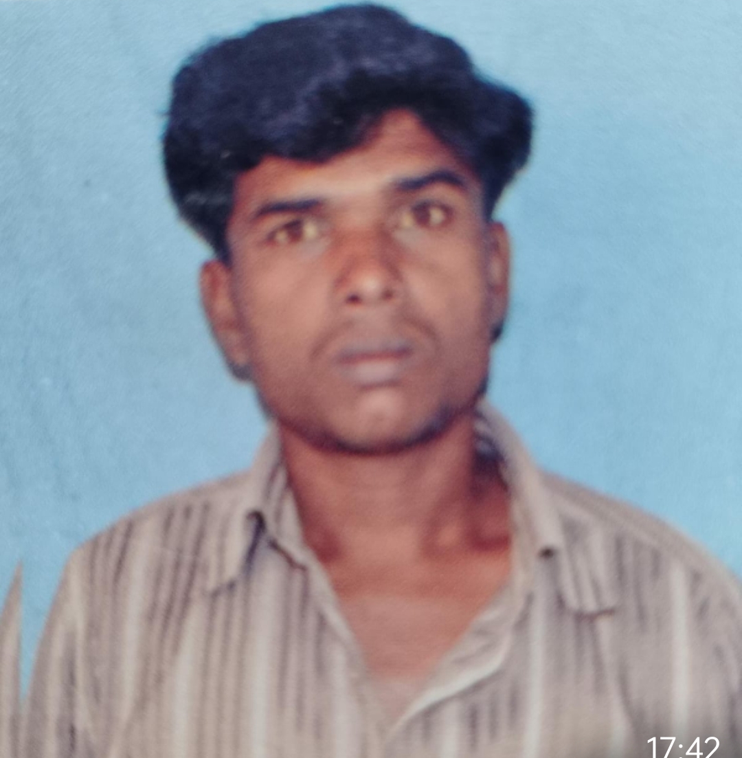 मृतक रामभवन की फाईल फोटो मृतक रामभवन की फाईल फोटो