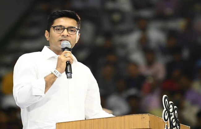तृणमूल कांग्रेस सांसद अभिषेक बनर्जी तृणमूल कांग्रेस सांसद अभिषेक बनर्जी