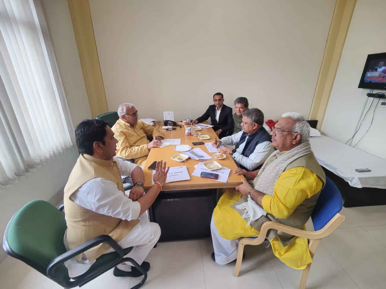 पंचायत पुनर्गठन समिति की बैठक पंचायत पुनर्गठन समिति की बैठक