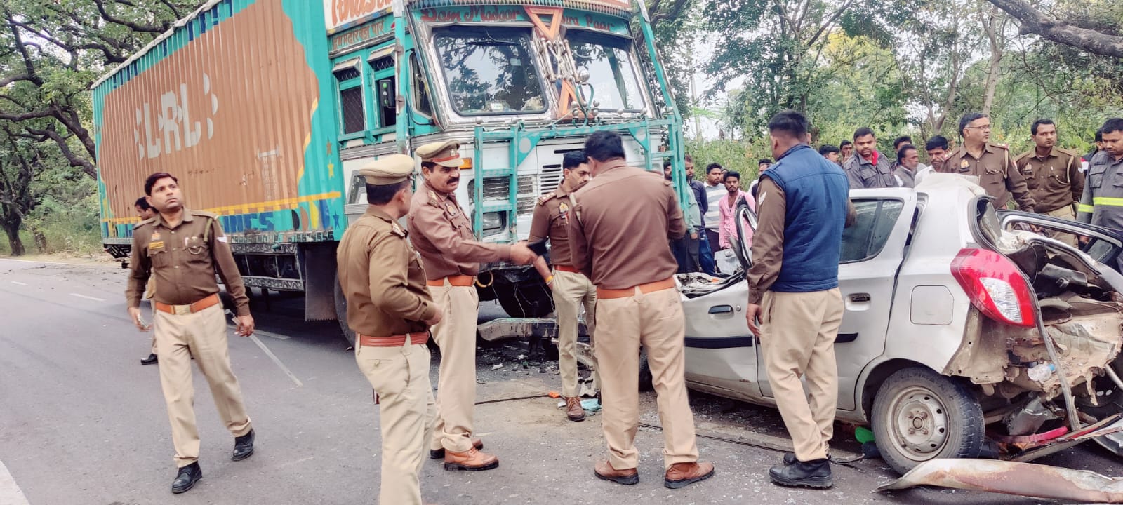 हादसे की फोटो महोबा