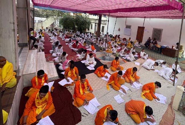 परीक्षार्थी परीक्षार्थी