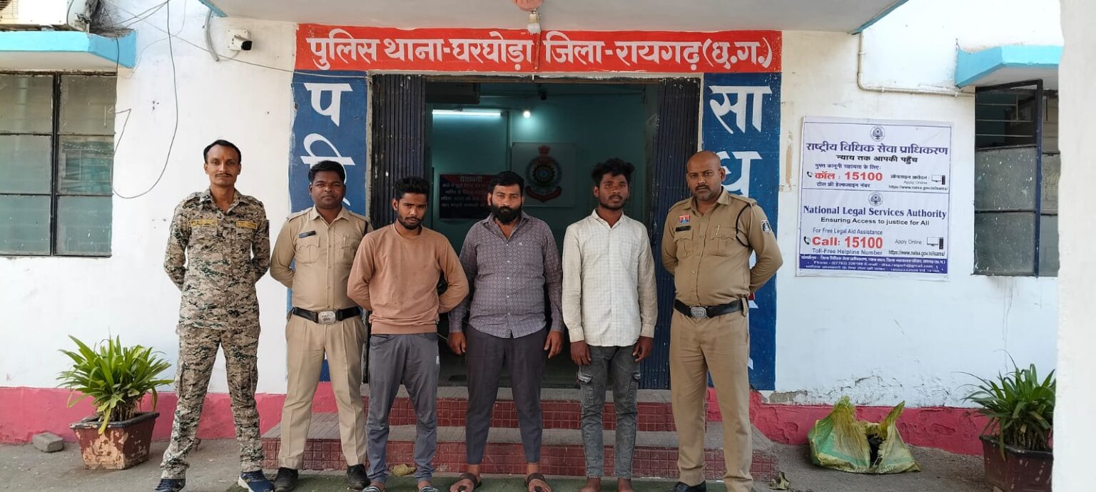 पुलिस के गिरफ्त में आरोपीगण पुलिस के गिरफ्त में आरोपीगण