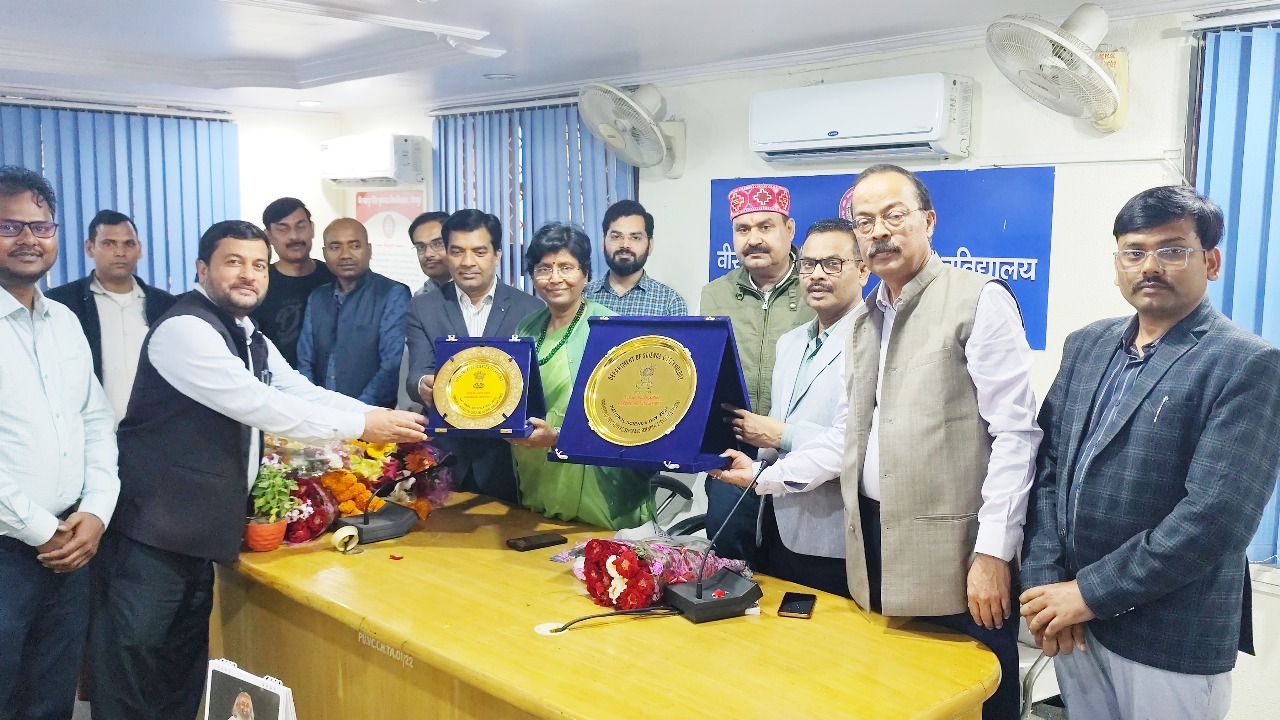 वीर बहादुर सिंह पूर्वांचल उर्मिला सम्मान वीर बहादुर सिंह पूर्वांचल उर्मिला सम्मान