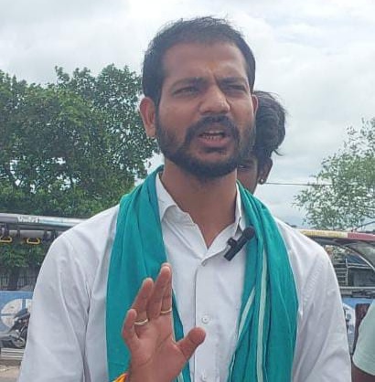 अररिया फोटो:राजद व्यावसायिक प्रकोष्ठ के प्रदेश प्रधान महासचिव अररिया फोटो:राजद व्यावसायिक प्रकोष्ठ के प्रदेश प्रधान महासचिव