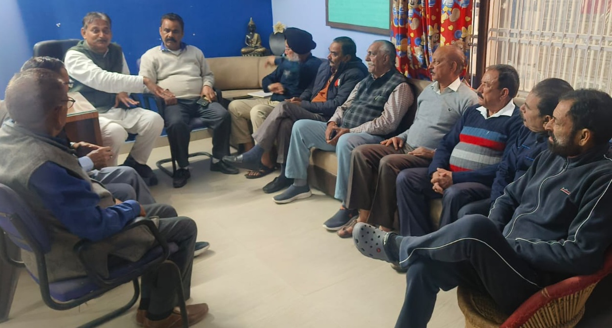 भाजपा की गलत नीतियों से देश बढ़ रही है महंगाई और बेरोजगारी : सतीश शर्मा भाजपा की गलत नीतियों से देश बढ़ रही है महंगाई और बेरोजगारी : सतीश शर्मा