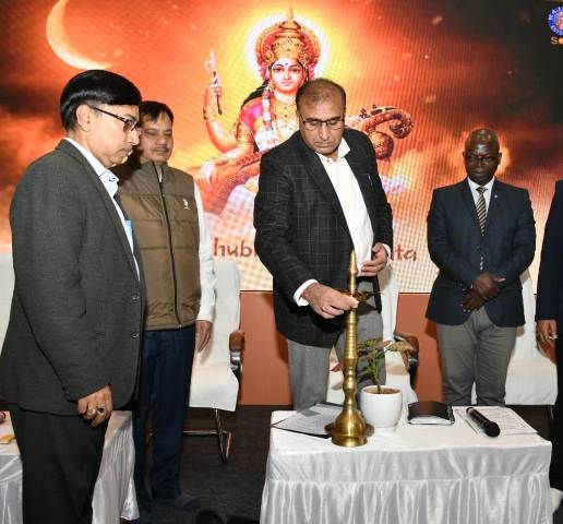 कार्यशाला का शुभारम्भ करते प्रमुख सचिव अनिल कुमार (फोटो) कार्यशाला का शुभारम्भ करते प्रमुख सचिव अनिल कुमार (फोटो)