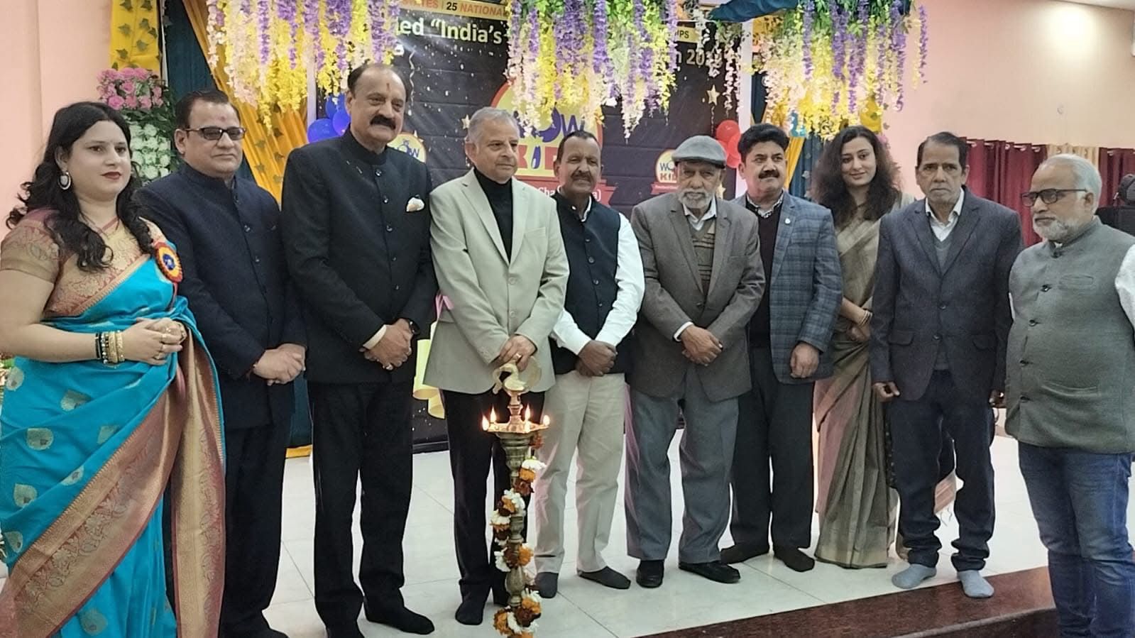 वॉकिड्स प्रीस्कूल बिश्नाह ने वार्षिक दिवस सह पुरस्कार समारोह का आयोजन किया वॉकिड्स प्रीस्कूल बिश्नाह ने वार्षिक दिवस सह पुरस्कार समारोह का आयोजन किया