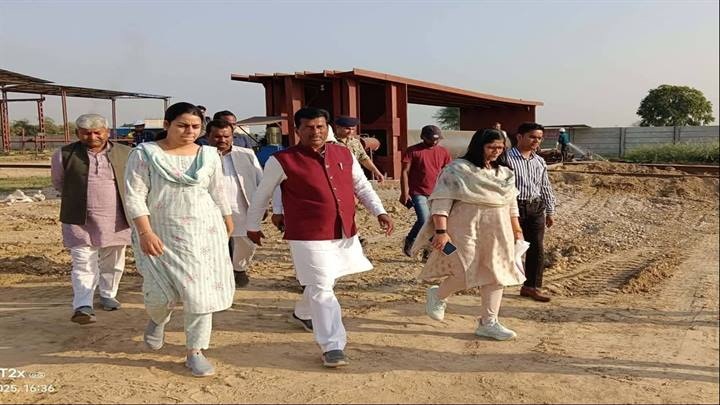 सांसद कुशवाह ने मुरैना जिले में पहुँचकर चंबल पेयजल प्रोजेक्ट के कार्यों का किया अवलोकन सांसद कुशवाह ने मुरैना जिले में पहुँचकर चंबल पेयजल प्रोजेक्ट के कार्यों का किया अवलोकन