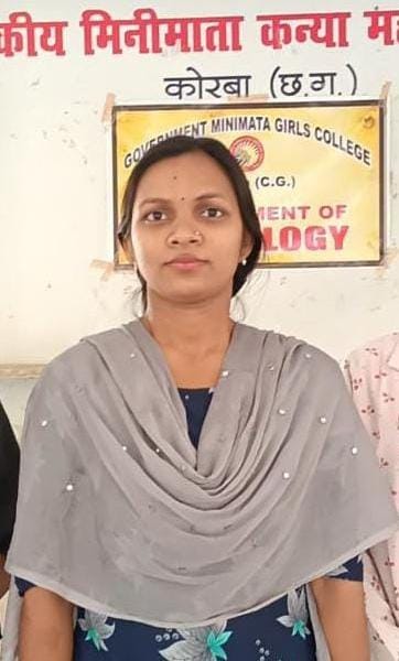 छात्रा श्रद्धा जांगड़े छात्रा श्रद्धा जांगड़े