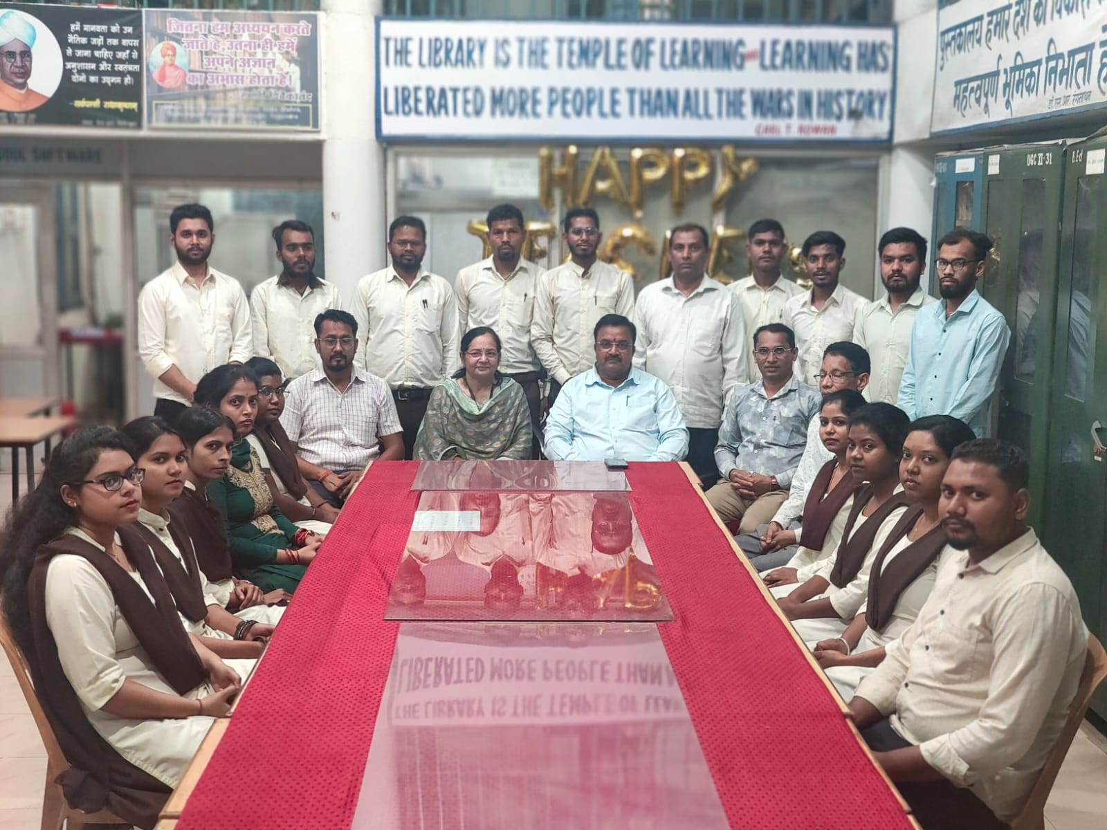 अटल विवि की लाइब्रेरियन डाॅ शालिनी शुक्ला ने कमला नेहरु महाविद्यालय में प्रदान किया मार्गदर्शन अटल विवि की लाइब्रेरियन डाॅ शालिनी शुक्ला ने कमला नेहरु महाविद्यालय में प्रदान किया मार्गदर्शन