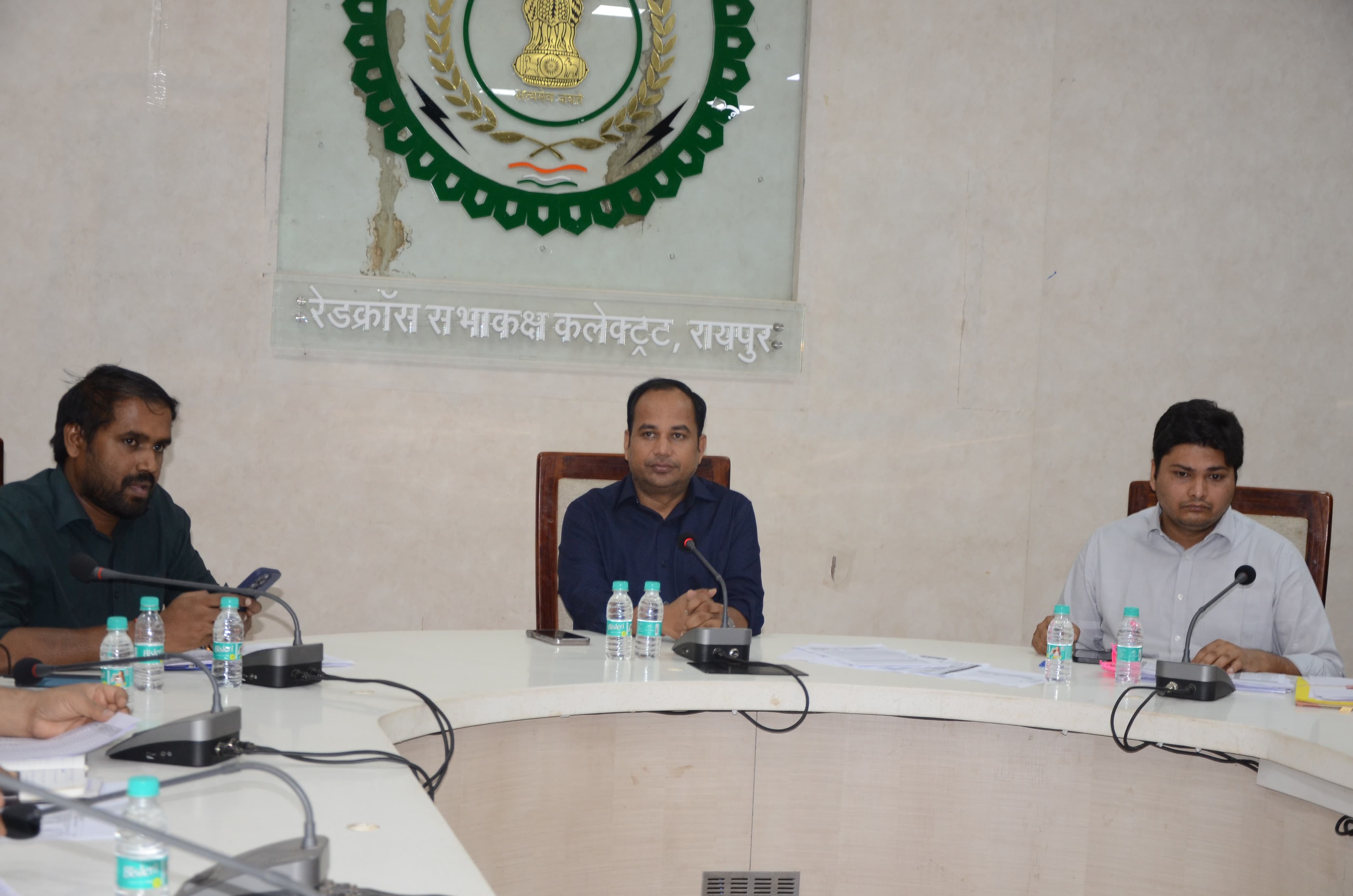 अवैध खनन-अतिक्रमण के खिलाफ चलाएं अभियान : कलेक्टर अवैध खनन-अतिक्रमण के खिलाफ चलाएं अभियान : कलेक्टर