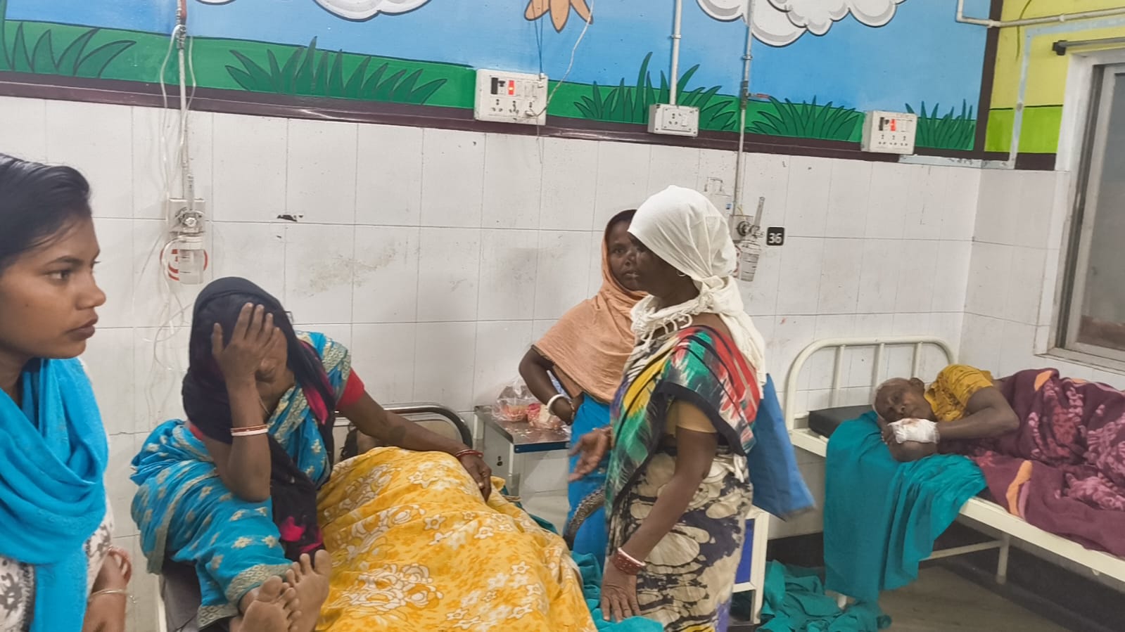 इलाजरत घायल इलाजरत घायल