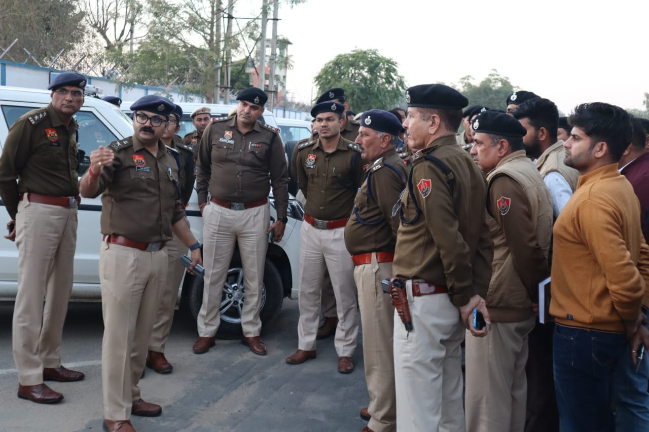 सुरक्षा प्रबंधों का जायजा लेते एसपी विक्रांत भूषण। सुरक्षा प्रबंधों का जायजा लेते एसपी विक्रांत भूषण।