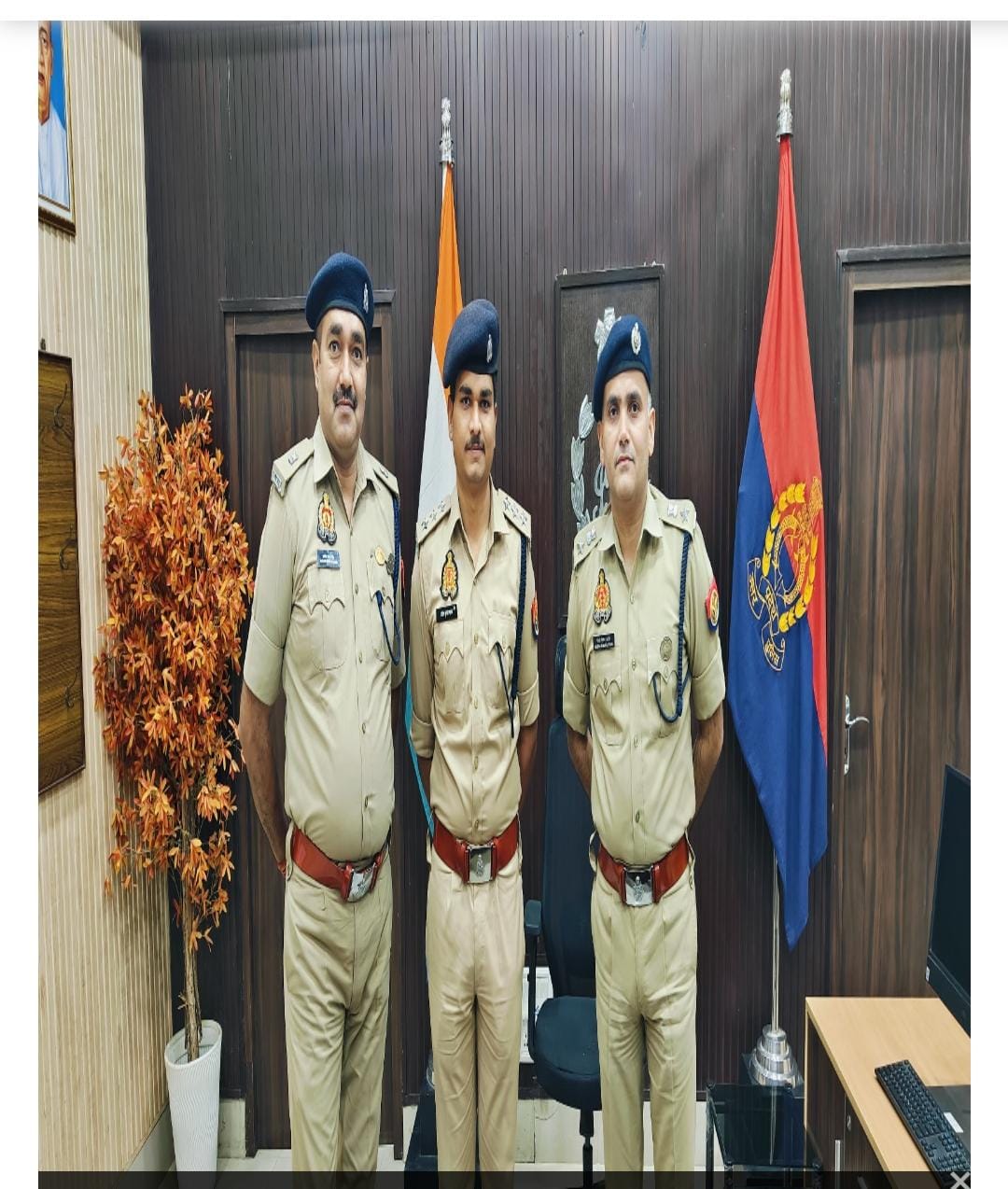 सी ओ प्रवीण कुमार यादव को उनका प्रशिक्षण पूर्ण होने के उपरांत स्टार लगाकर सम्मानित किया गया