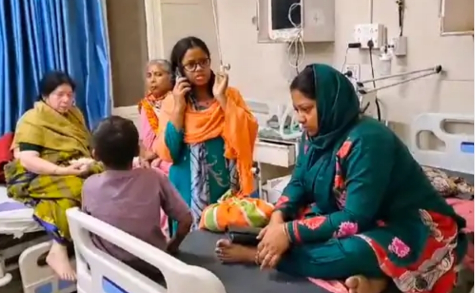 अस्पताल में भर्ती घायल अस्पताल में भर्ती घायल
