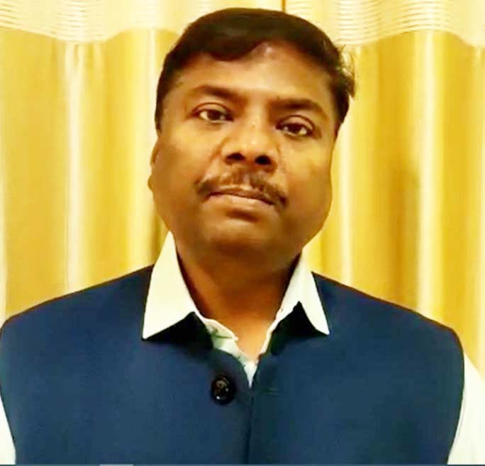 वनमंत्री केदार कश्यप वनमंत्री केदार कश्यप