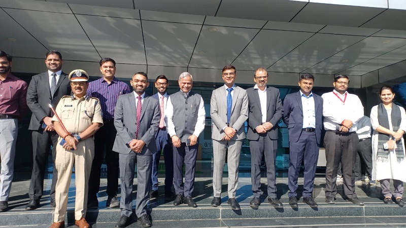 सोलहवें वित्त आयोग के सदस्यों ने पीथमपुर में सिप्ला लिमिटेड का किया भ्रमण सोलहवें वित्त आयोग के सदस्यों ने पीथमपुर में सिप्ला लिमिटेड का किया भ्रमण