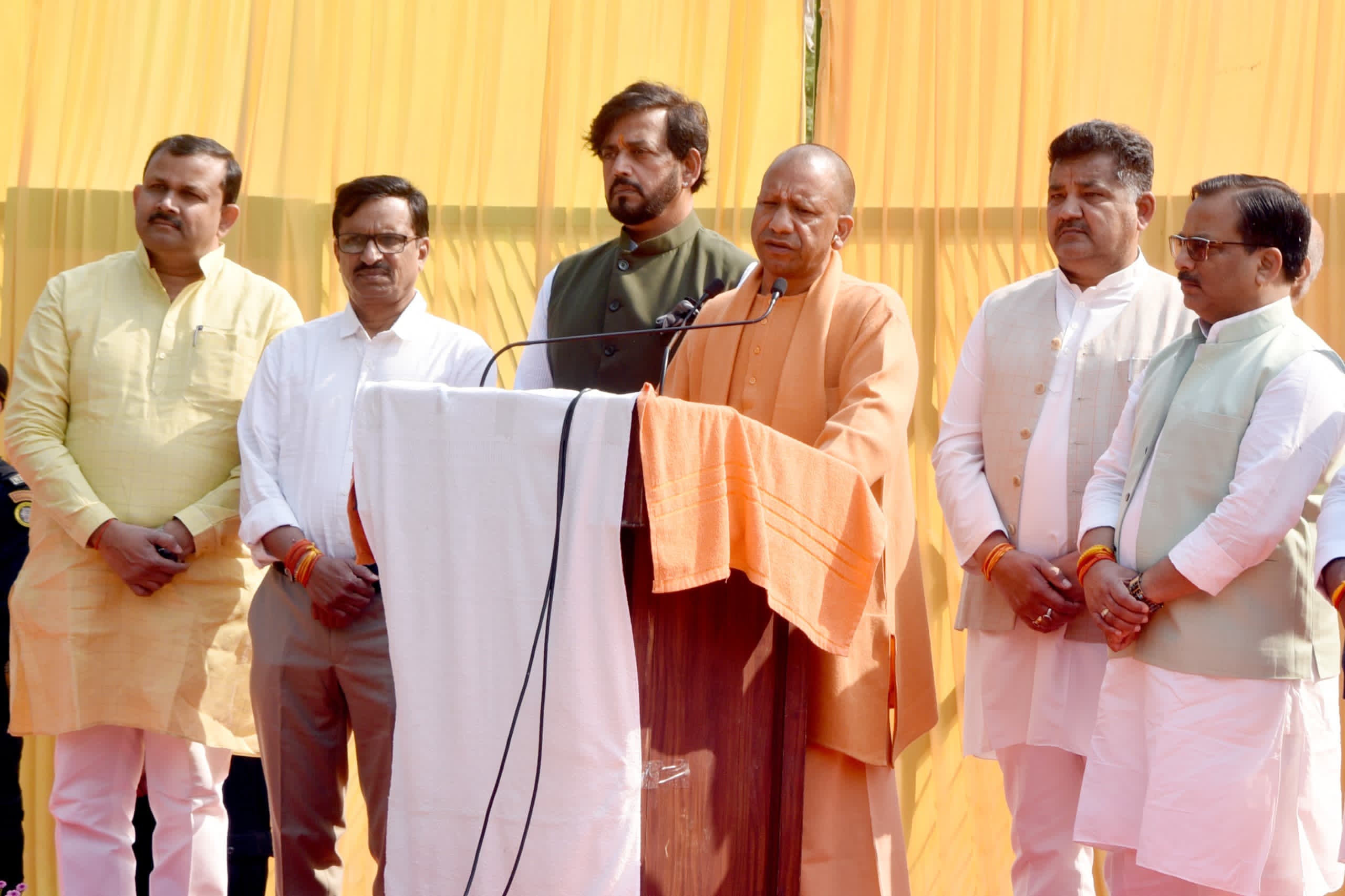 - पंडित गोविंद बल्लभ पंत देश के स्वतंत्रता संग्राम के महानायक थे- सीएम योगी - पंडित गोविंद बल्लभ पंत देश के स्वतंत्रता संग्राम के महानायक थे- सीएम योगी