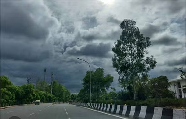 मौसम (फाइल फोटो) मौसम (फाइल फोटो)