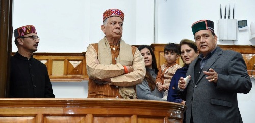 किया हिमाचल विधानसभा में उत्तर प्रदेश विधान सभा अध्यक्ष सतीश महाना किया हिमाचल विधानसभा में उत्तर प्रदेश विधान सभा अध्यक्ष सतीश महाना