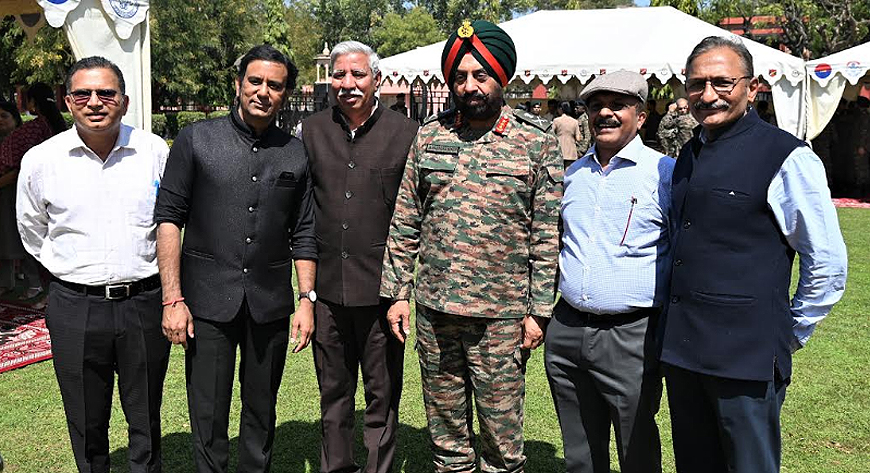 सप्त शक्ति कमान द्वारा जयपुर मिलिट्री स्टेशन में सैनिकों और उनके परिवारों के लिए वित्तीय जागरूकता कार्यक्रम सप्त शक्ति कमान द्वारा जयपुर मिलिट्री स्टेशन में सैनिकों और उनके परिवारों के लिए वित्तीय जागरूकता कार्यक्रम
