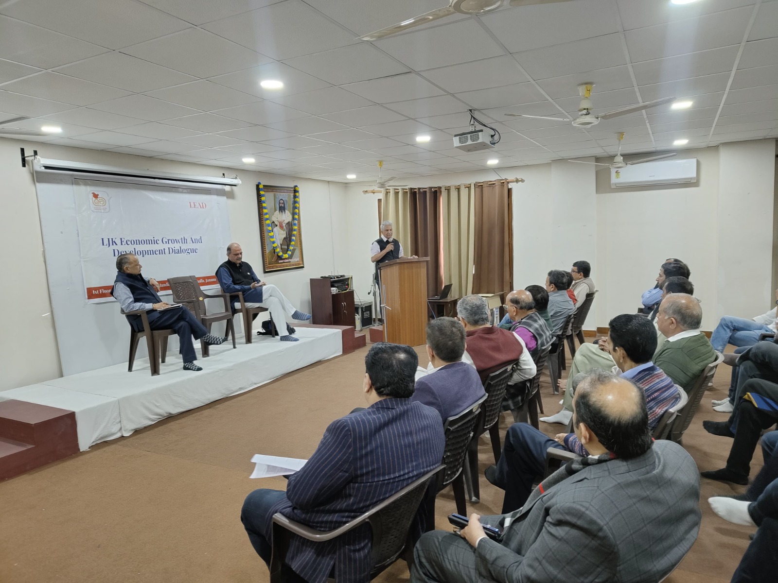 लीड ने लद्दाख, जम्मू और कश्मीर में आर्थिक विकास को बढ़ावा देने पर दिया जोर लीड ने लद्दाख, जम्मू और कश्मीर में आर्थिक विकास को बढ़ावा देने पर दिया जोर