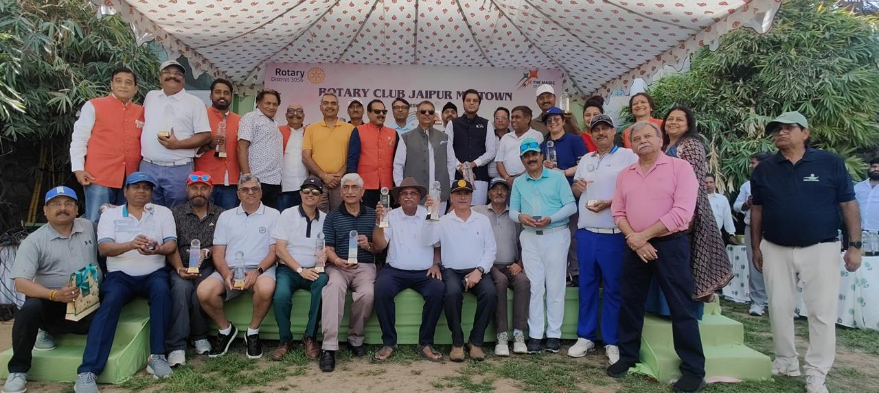 महिला गोल्फर्स (रोटेरियन) कैटेगरी में 40 प्वाइंट्स के साथ रानू झमरिया बनी एसएएफजीआर जयपुर एशिया गोल्फ कप की विजेता महिला गोल्फर्स (रोटेरियन) कैटेगरी में 40 प्वाइंट्स के साथ रानू झमरिया बनी एसएएफजीआर जयपुर एशिया गोल्फ कप की विजेता