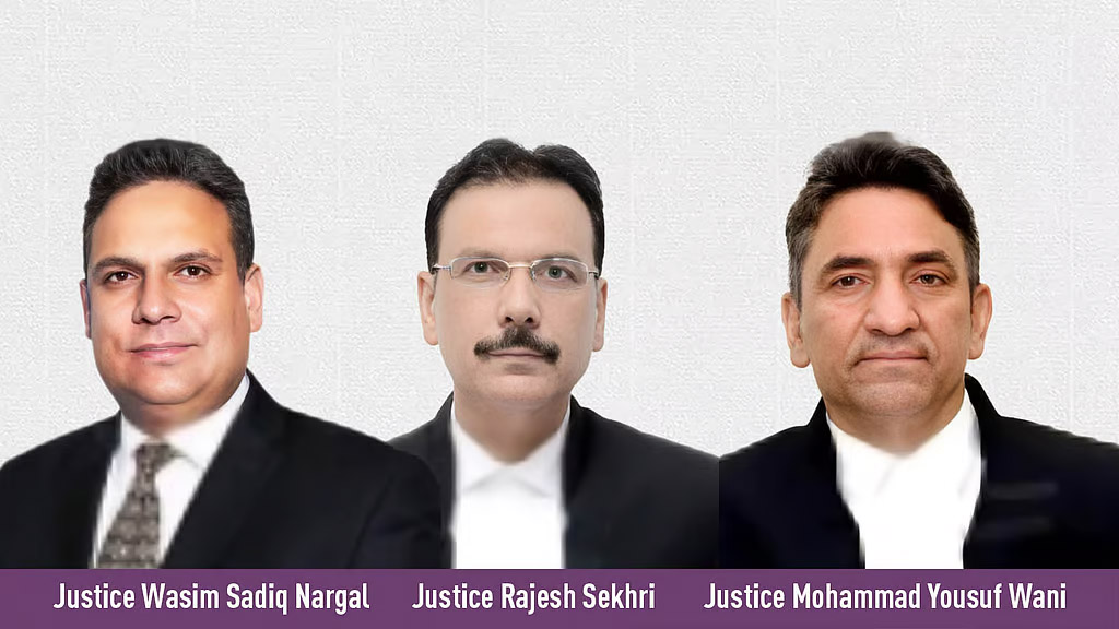 जम्मू-कश्मीर उच्च न्यायालय के तीन अतिरिक्त न्यायाधीशों को स्थायी बनाया गया जम्मू-कश्मीर उच्च न्यायालय के तीन अतिरिक्त न्यायाधीशों को स्थायी बनाया गया