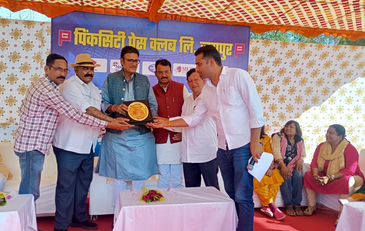 फर्स्ट इंडिया टीम ने पीपीएल जीता फर्स्ट इंडिया टीम ने पीपीएल जीता