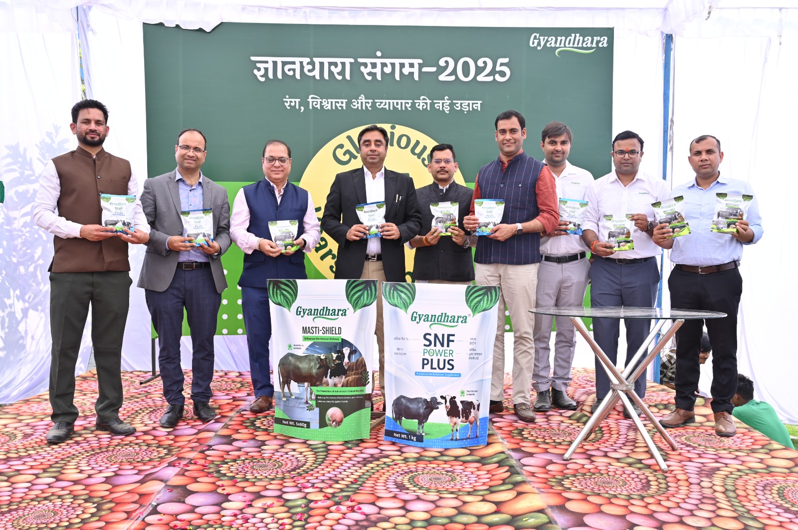 ज्ञानधारा ने 7 वर्षों की सफलता का जश्न मनाया, होली मिलन समारोह में लॉन्च किए दो नए उत्पाद