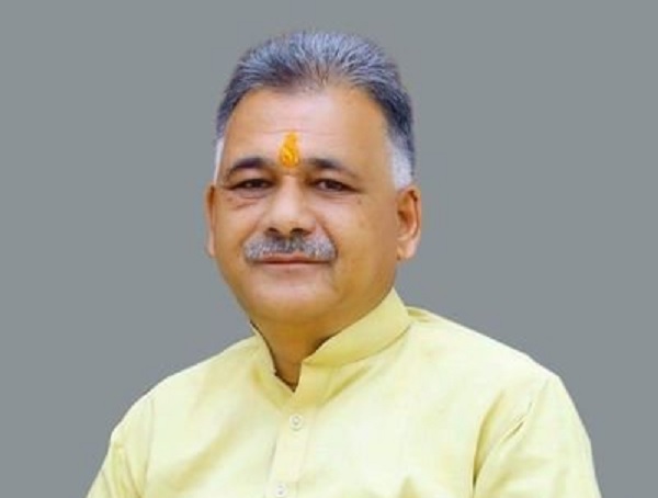 मंत्री इन्दर सिंह परमार (फाइल फोटो) मंत्री इन्दर सिंह परमार (फाइल फोटो)