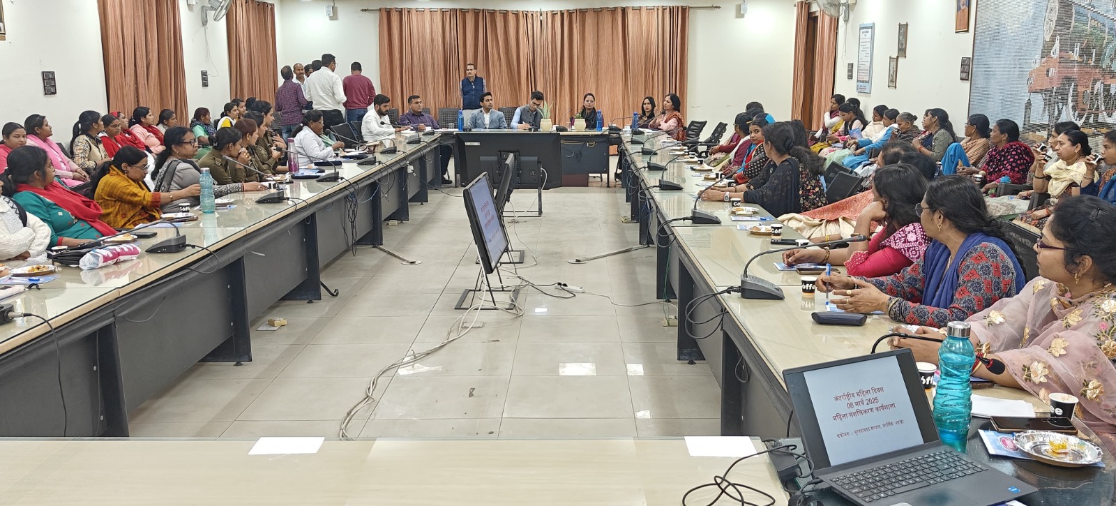 मंडल रेल प्रबंधक कार्यालय के मनन सभागार में अंतर्राष्ट्रीय महिला दिवस पर सेमिनार का आयोजन